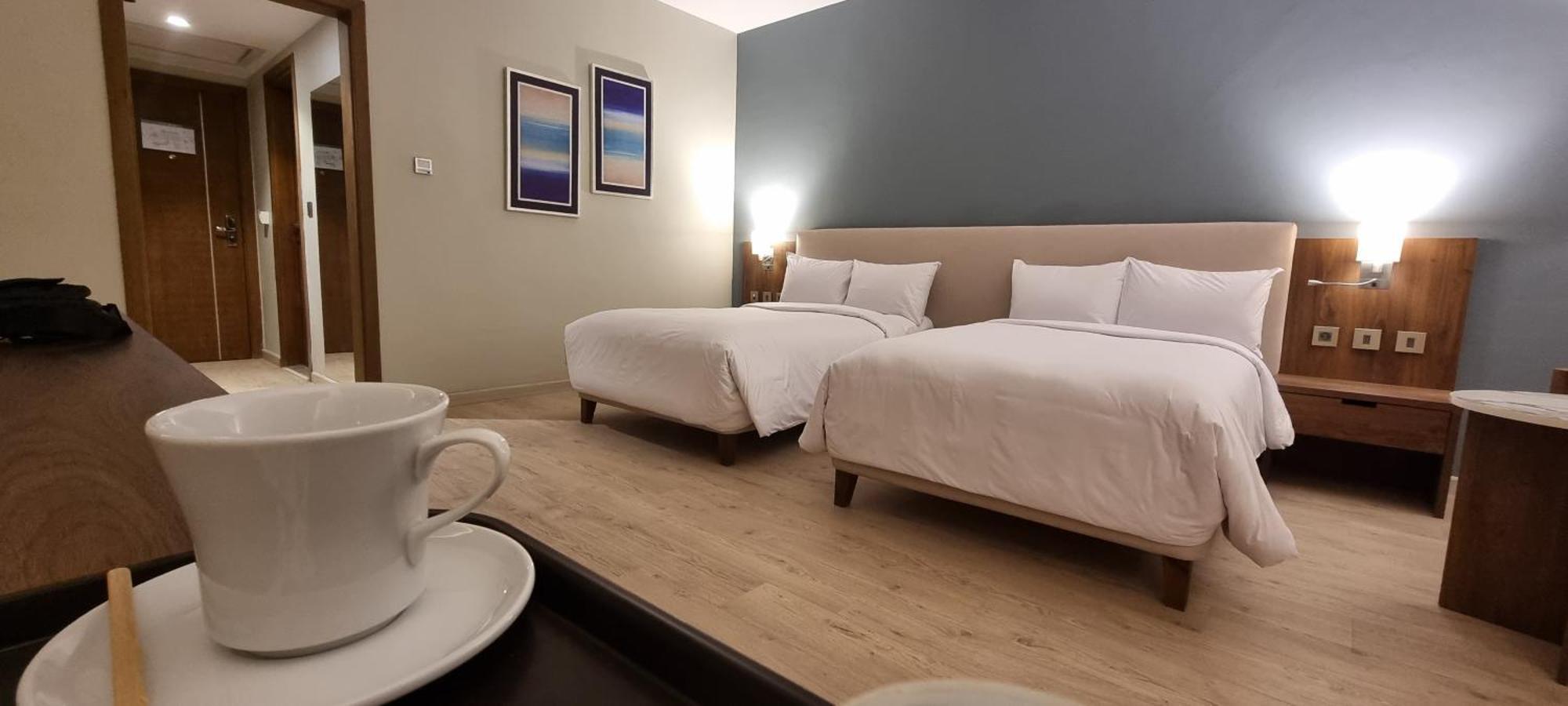 Phoenix Hotel & Wellness Sheikh Zayed City 외부 사진