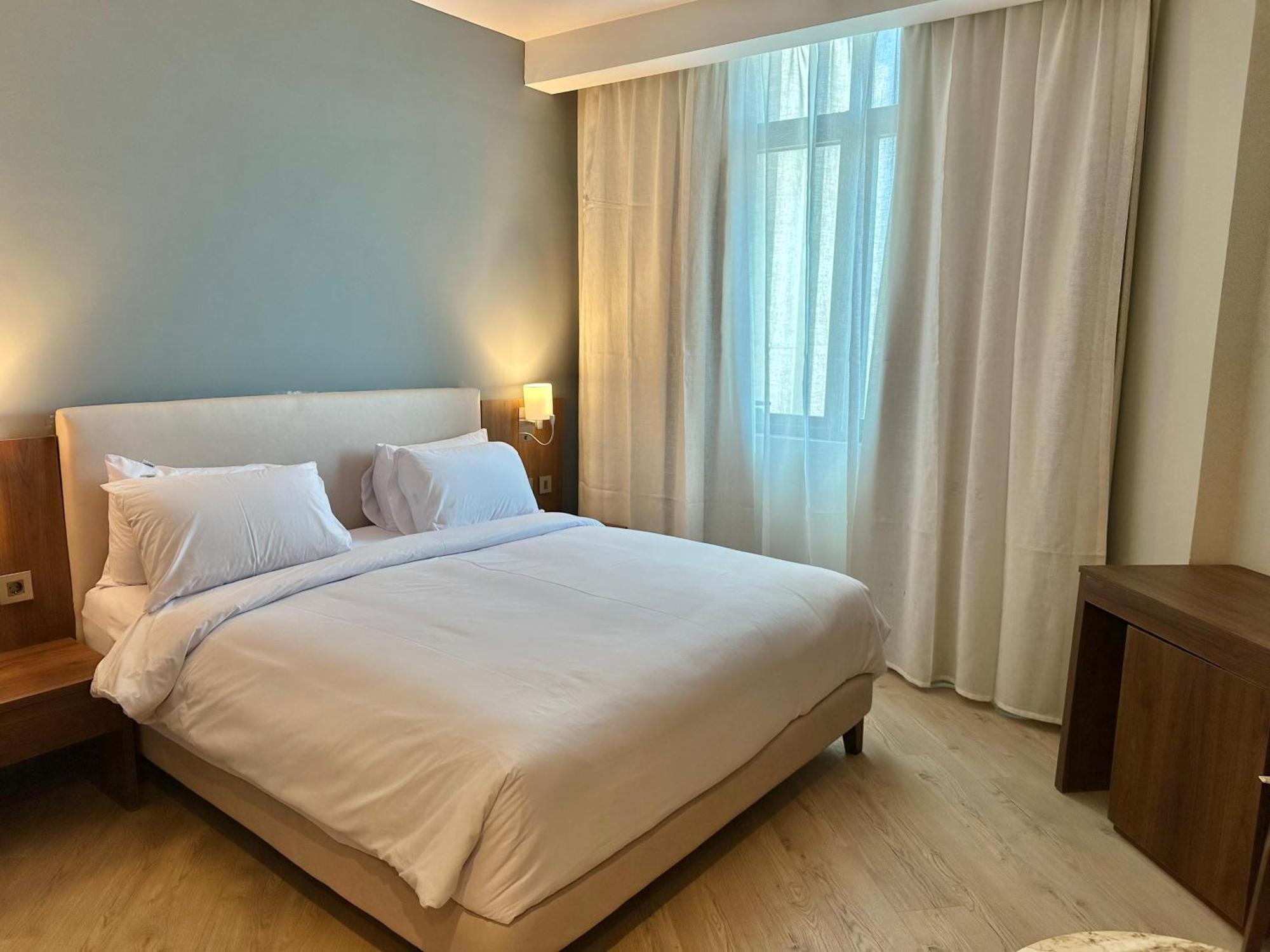 Phoenix Hotel & Wellness Sheikh Zayed City 외부 사진